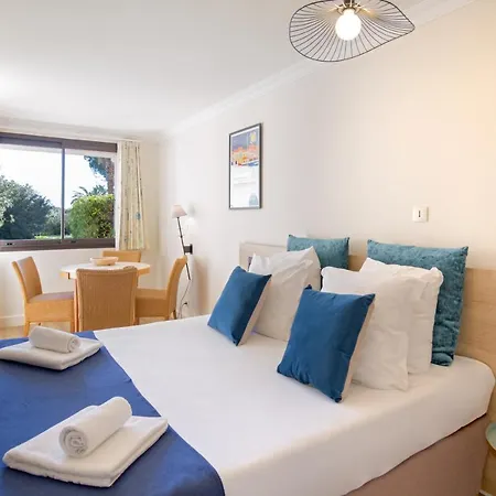 Sowell Family Port Apart-hotel Grimaud