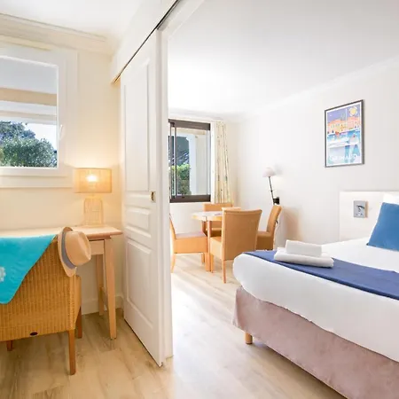 Apart-hotel Sowell Family Port 4*