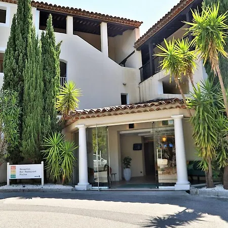Apart-hotel Sowell Family Port 4*