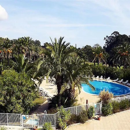Aparthotel Sowell Family Port
